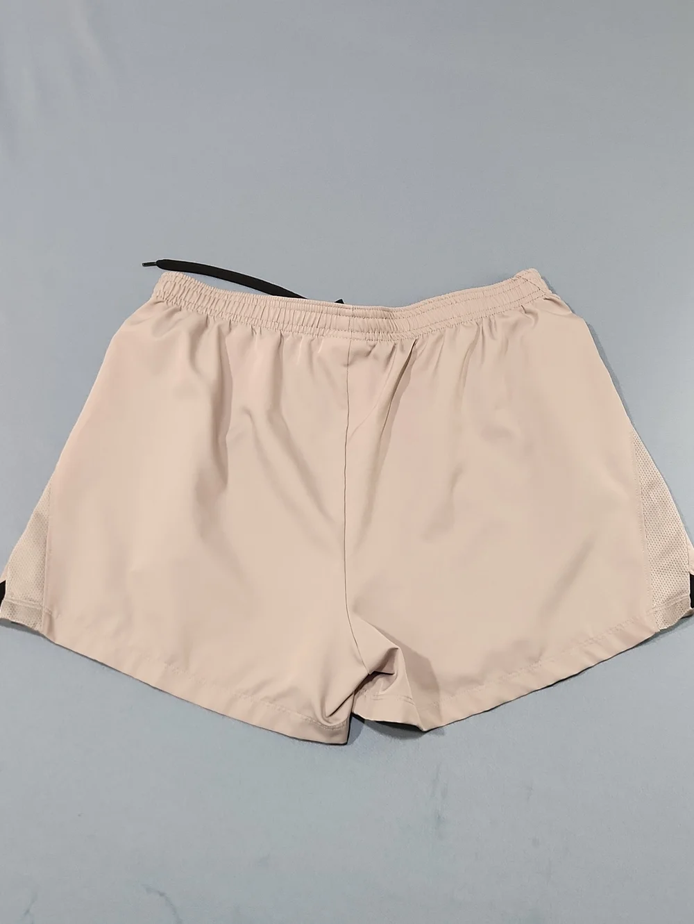 Nike Women’s Light Gray Drifit Shorts. Size Medium.